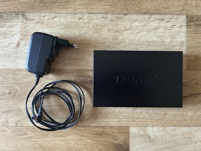 D-Link DGS-108 8-Port Gigabit Ethernet Switch Inkl. Netzteil
