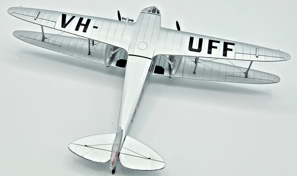 De. Havilland Dh 89 Dragon Rapide Vh -uff Memma 1/72 Oxford Modello Herpa - Immagine 2 di 4
