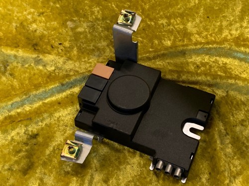 AUDI A3 / 8P Verstärker Antennenverstärker Steuergerät Radio 8P3035225