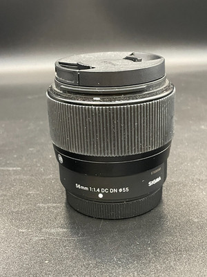 Sigma 56mm f/1.4 DC DN Contemporary Lens - Black Fuji X- Mount