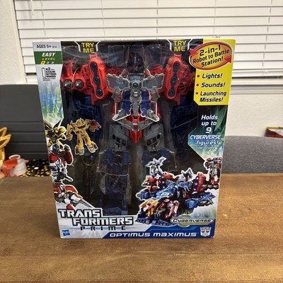 Hasbro - Transformers Prime - Cyberverse - Optimus Maximus (2-in-1)
