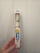 Vintage 1988 Oral-B Toothbrush USA  60 Large Soft Bristles Green