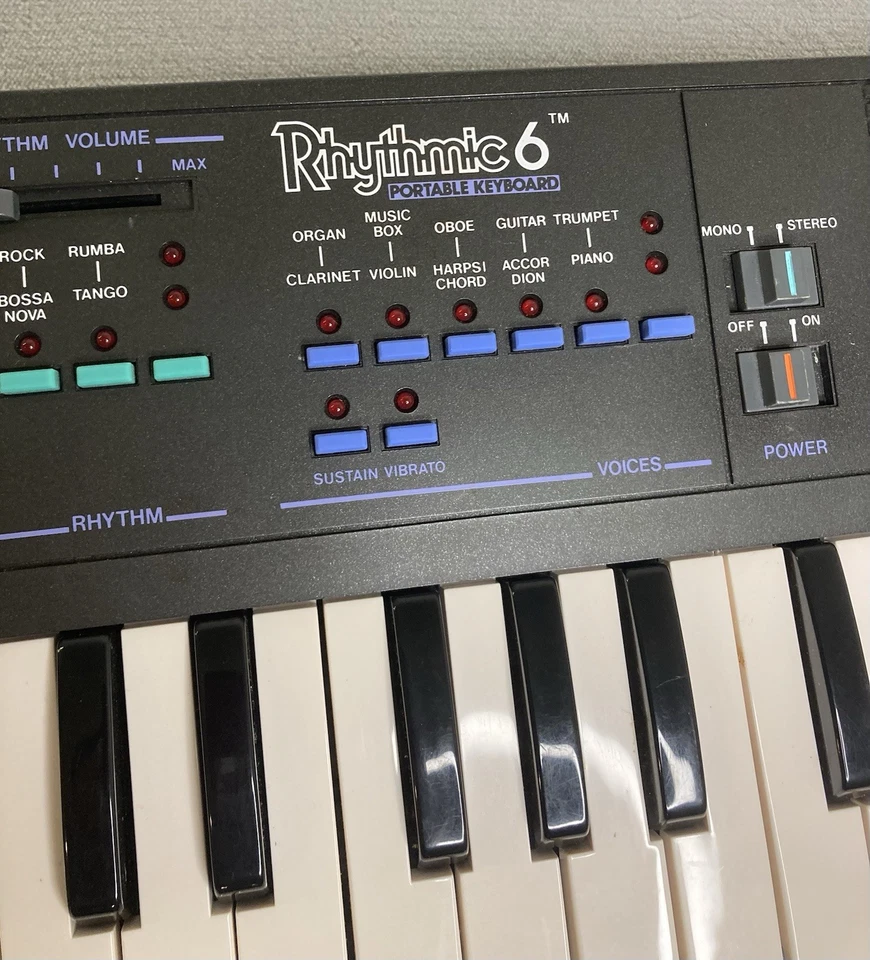 Vintage 1980s Rhythmic 6 Squarewave PCM Synthesizer LoFi Electronic Keyboard '86 - Image 4 of 4