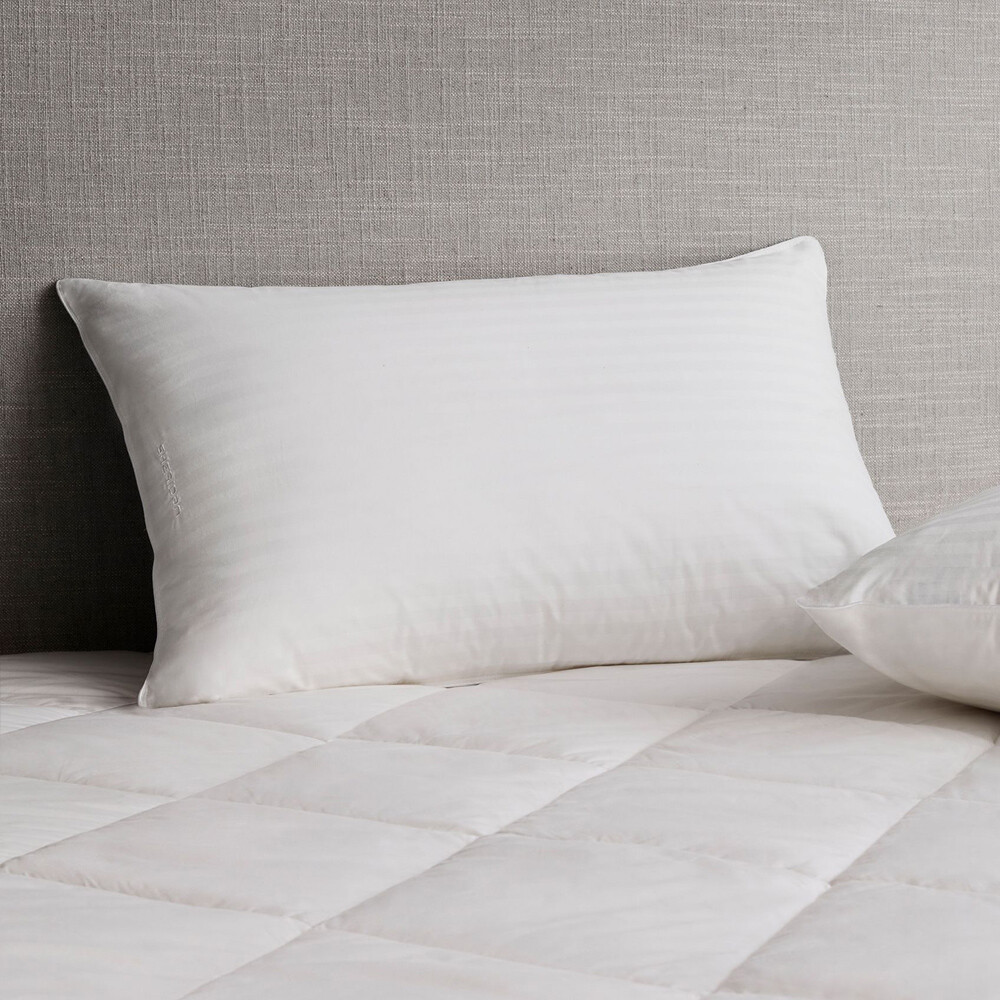 Sheridan Deluxe 50 White Goose Feather and Down Pillow 9335864189969