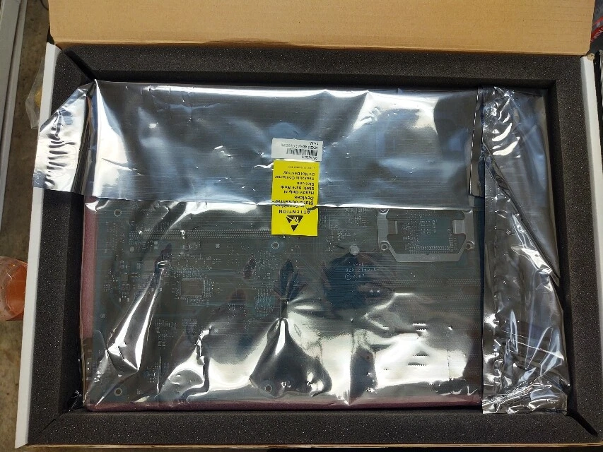 NEW IN BOX Apple XServe Xeon Server Main System Mother Board 820-2169-A 630-8743 - Image 3 of 4