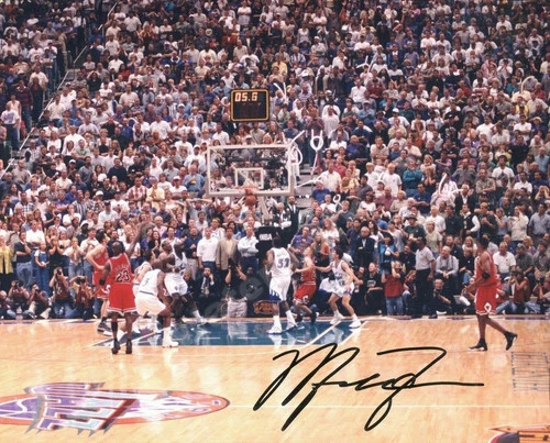 MICHAEL  JORDAN   -   LAST  SHOT  -  8  X  10   GLOSSY  SIGNED  PHOTO  REPRINT