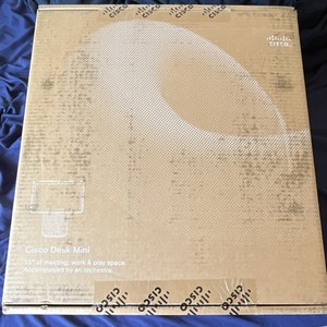 NEW Cisco Desk Mini 15” conference screen