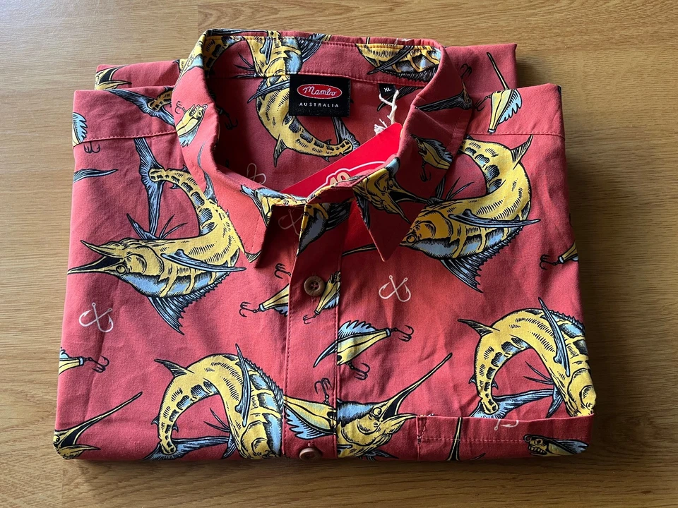 NUEVA Camisa Mambo LOUD FISHING XL - 40 ANIVERSARIO AUSTRALIA - NUEVA CON ETIQUETAS Foto 3 de 4