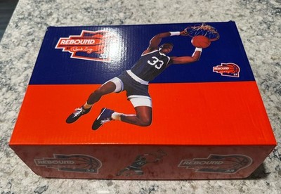 Patrick Ewing's Sneakers -  Men's Orion Low White 1RBE005-001 - Size 9