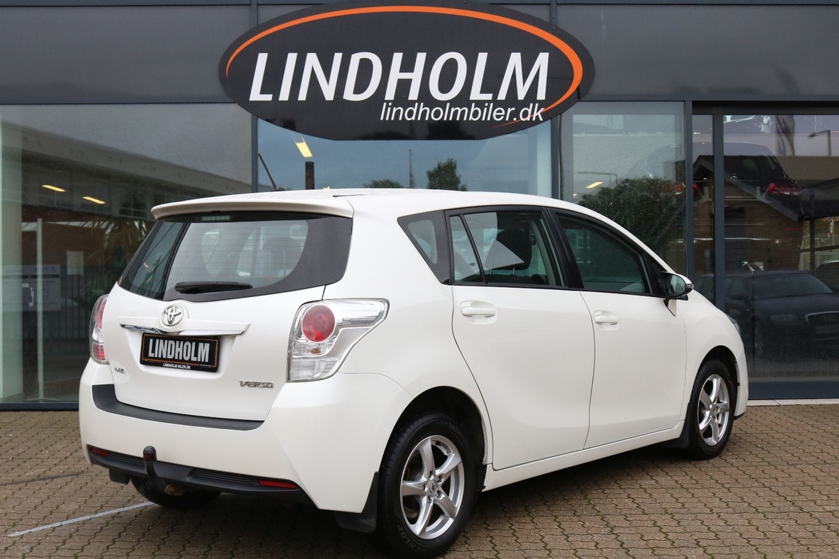 Toyota Verso 2,0 D-4D T2 Skyview 7prs