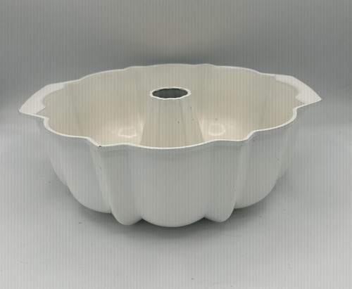 Nordic Ware 12 Cup Heavy Cast Aluminum Bundt Brand Fluted Tube Baking Pan White - Picture 11 of 11