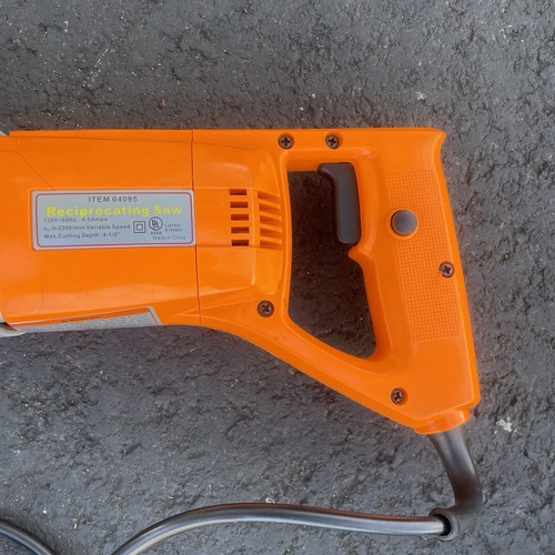 Chicago Electric Reciprocating Saw 4.5. Amp 120 volt Variable Speed Corded 04095 - Picture 6 of 12