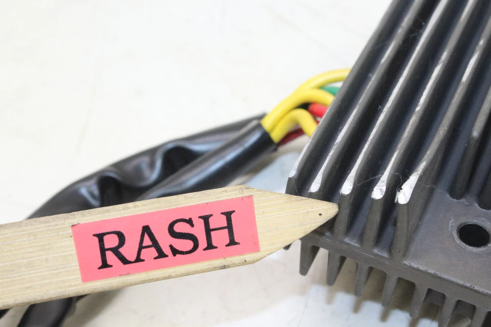 2015 Aprilia Shiver 750 Sl750 Rectifier Voltage Regulator - Image 4 of 4