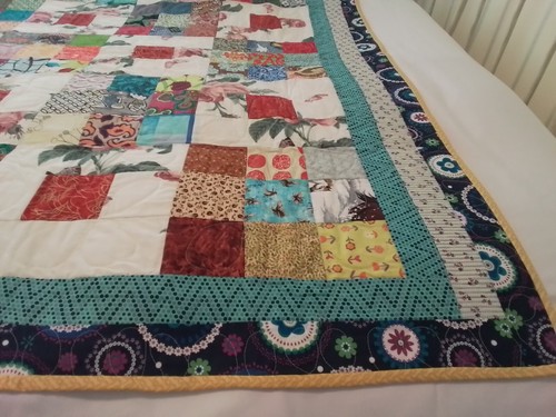Neue handgefertigte Decke 56" x 60" "Fun Crazy Squares" helle fröhliche Farben - Bild 5 von 15