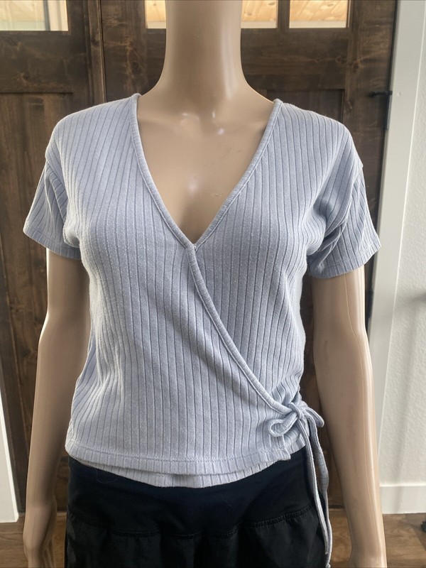 Madewell Size S Short Sleeve Ribbed Wrap Crop Top Dusty Blue V Neck  - 027