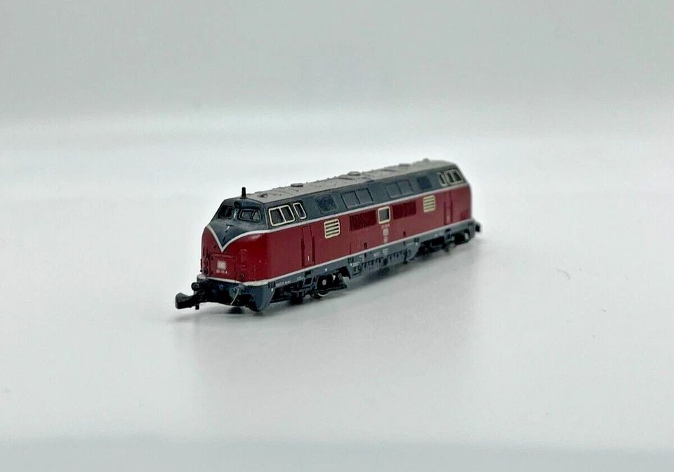Z Scale Marklin  8820 Hydraulic Express Diesel Locomotive Original Box  a - Image 3 of 4