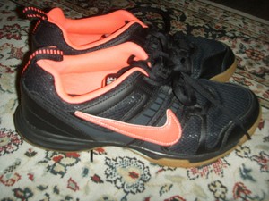 nike multicourt 9