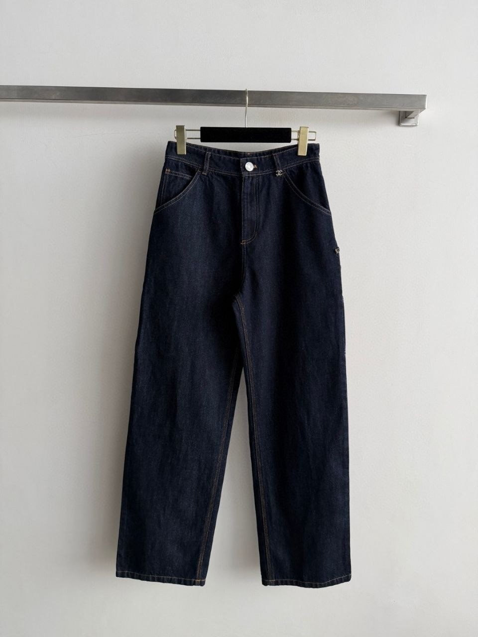 ss2026 Chanel deep blue jeans fr 36 xs/s NEW sold out model image 5