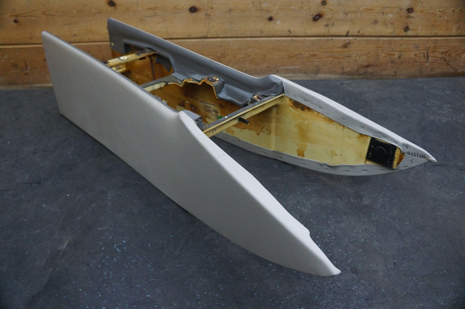 Front Center Console Armrest 3W0863304A Bentley Continental Flying Spur Gt 2005