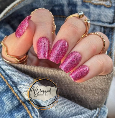 Red Aspen Press On Nails- Leonie's Lessons in Love- Medium Coffin- Glitter