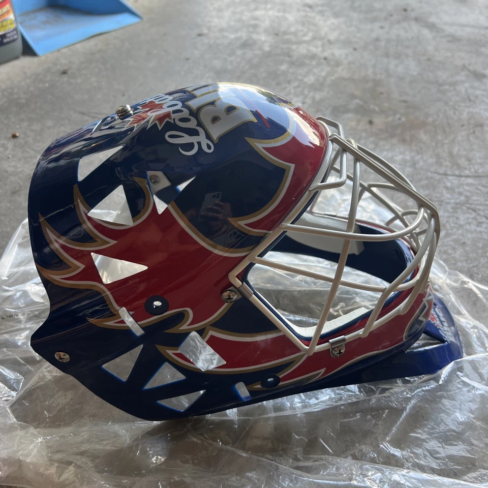 Labatt Blue Hockey Goalie Mask Full Size Wall Mount Vintage - Image 4 of 4