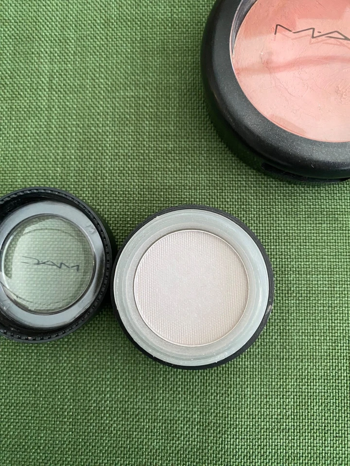 MAC Extra Dimension Skinfinish - Highlighter Puder Powder - Bild 3 von 4