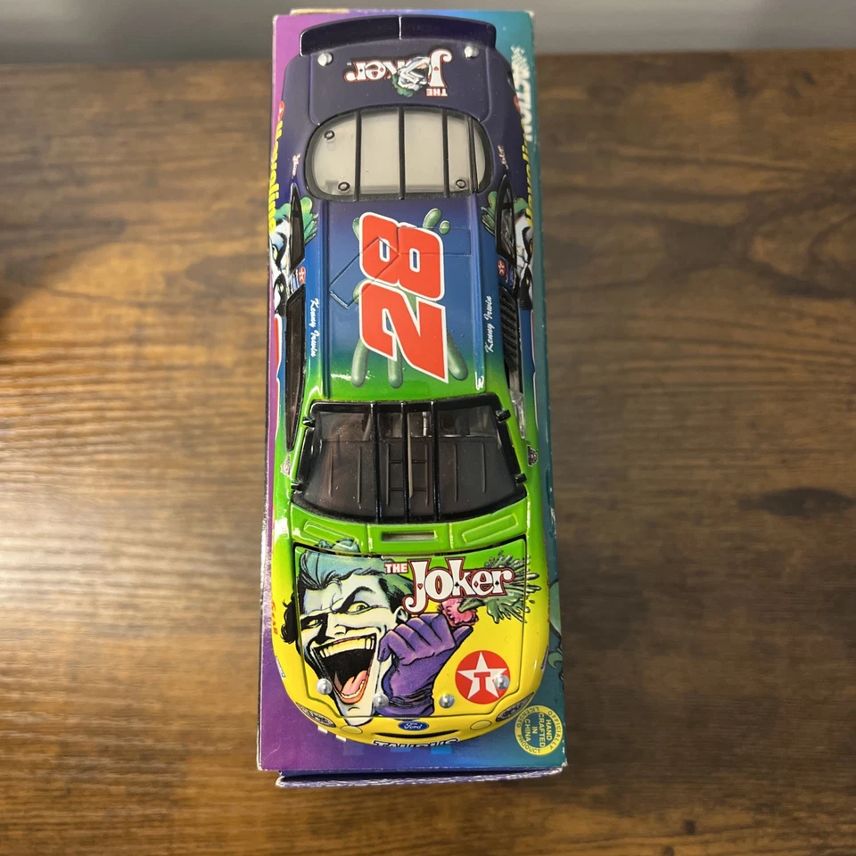 🔥Kenny Irwin 1998 Joker Bundle – 1:32 Car & 1/3 Helmet Action DC - Image 2 of 4