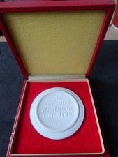 Porcelanowy medal "700 lat prawa miejskiego Eisenberg" z etui
