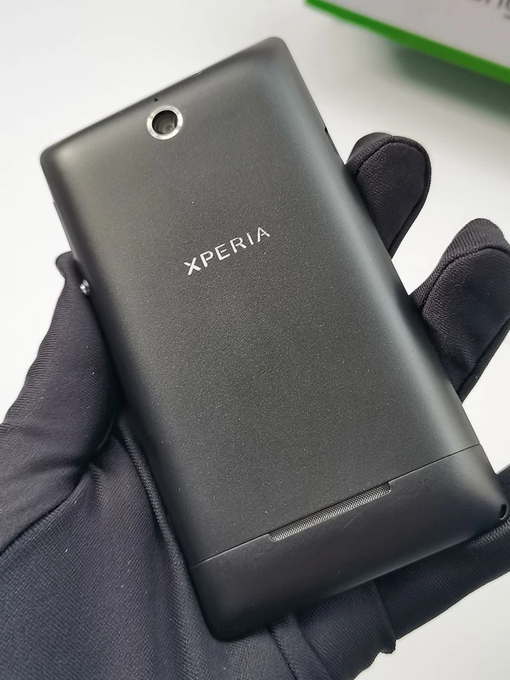 Sony Xperia E C1505 - 3G Unlocked -512MB RAM 4GB - 3.5" 3MP Cellphone - Image 2 of 4