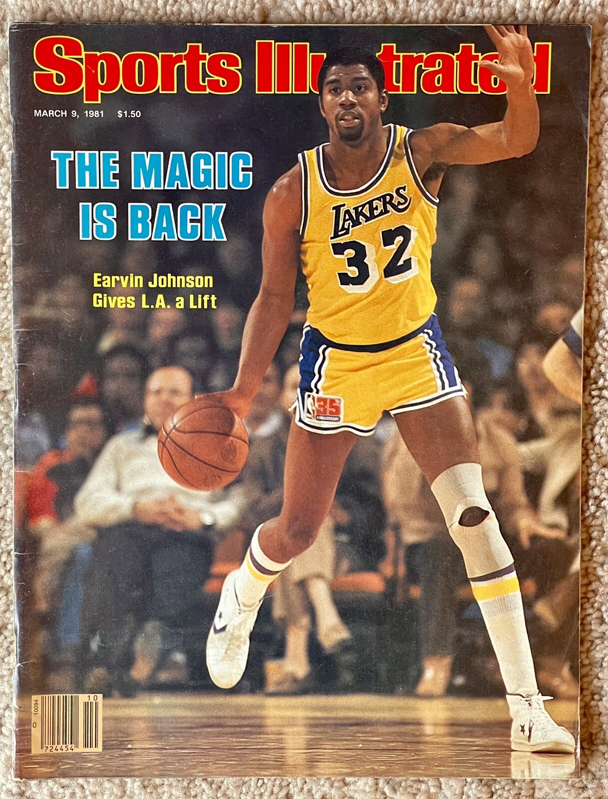 SPORTS ILLUSTRATED 1981 EARVIN JOHNSON NBA LOS ANGELES LAKERS-THE MAGIC IS BACK