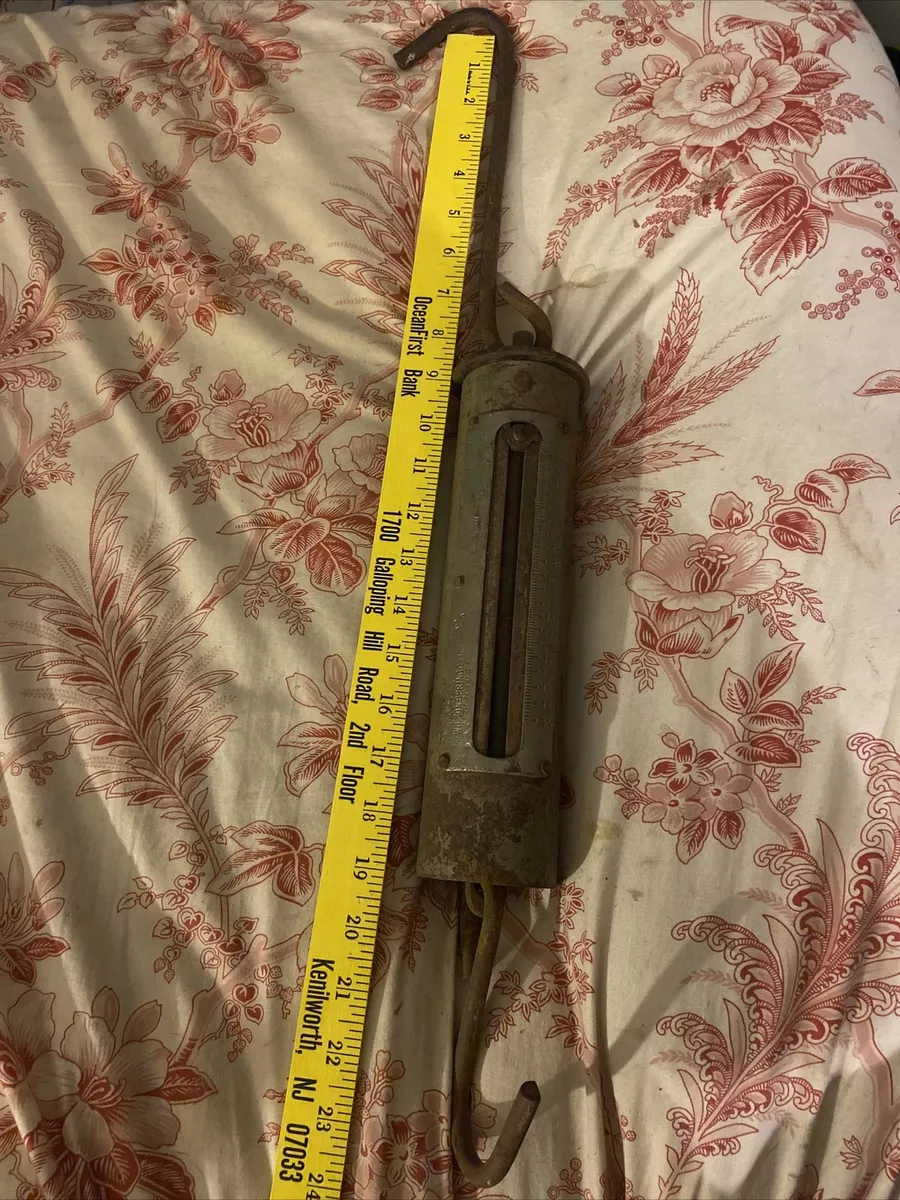 Vintage Wilson Spring Co. 200 Lb hanging Scale Newark NJ. Rare Round Heavy  Duty