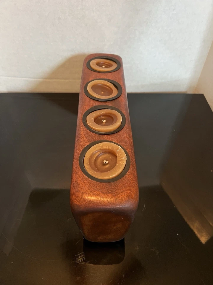 Porta cuatro velas de madera de roble pesado Foto 3 de 4