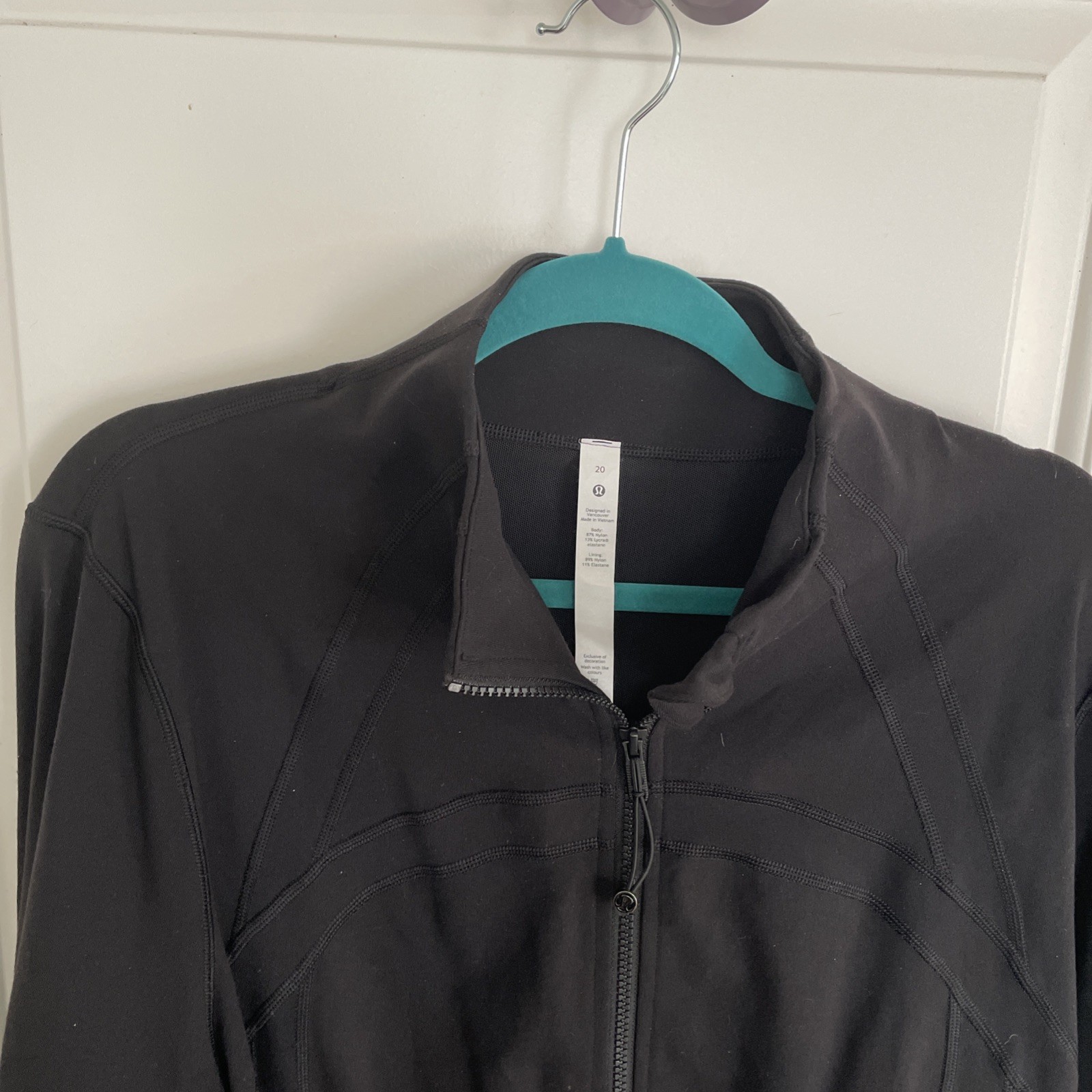 LULULEMON Define Jacket, size 20, black, EUC - image 2