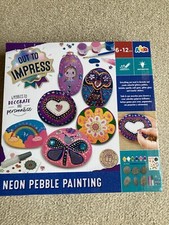 Neon Pebble Painting 