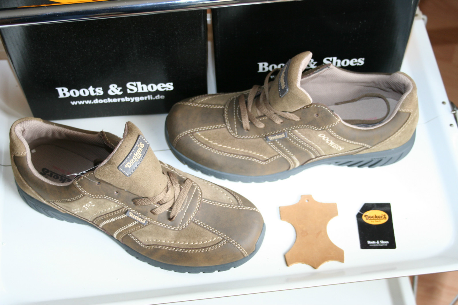 DOCKERS ACTIVE Neu CAMEL/BROWN kombiniert echt Leder/Velours usw 46 DOCKERS ACTIVE Neu CAMEL/BROWN kombiniert echt Leder/Velours usw 46