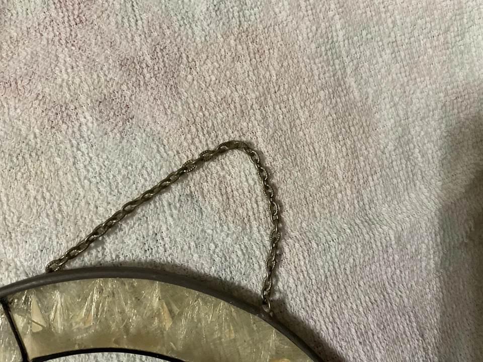 Atrapasol de vidrio pintado vintage Joan Baker Designs cardinal y dogwood. Impresionante Foto 2 de 4