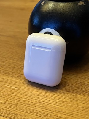 Original Apple AirPods (1. + 2. Gen) NUR Ladecase Hülle Ersatz Weiß Neuwertig