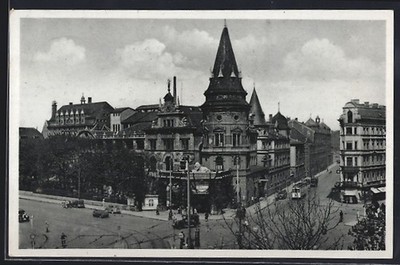Postcard Munich, Gasthaus Löwenbräu-Keller M. Piser with intersection and tram from 