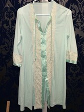 VTG GILEAD Light Green Robe  Nightgown Set Nylon Lace Robe Sz M HOME14 