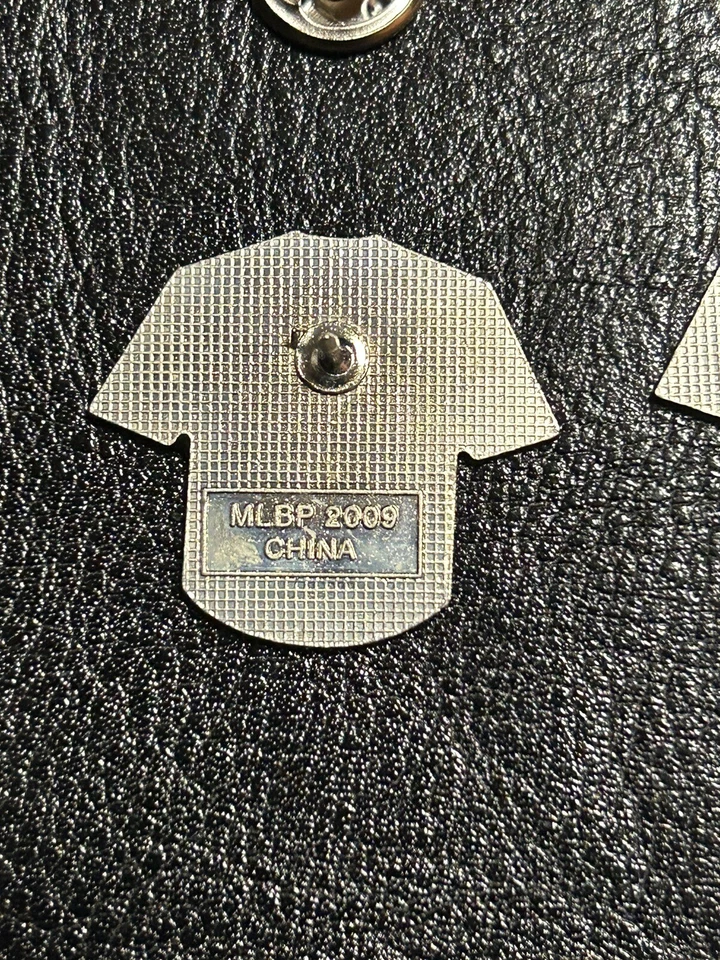 Lot Of 2 Boston Red Sox Jersey Enameled Shirt Lapel Pins Silver Tone Blue & Gray - Image 3 of 4