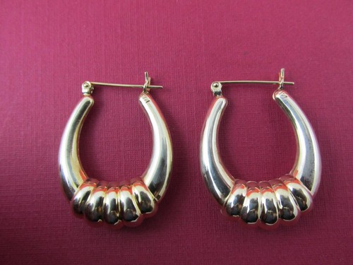 Vintage Retro 14k Solid Yellow Gold Puffed Earrings Hallmark 14k Very Unique - Picture 6 of 6