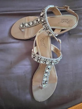 champane satin shoes by Badgley Mischka Jewel size 8