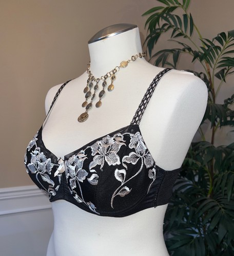 Cacique, White Embroidered Floral Accent on Black Demi Cup Underwire Bra Sz 40C - Picture 4 of 19