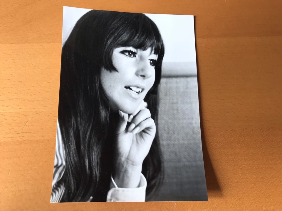 CHER - PHOTO DE PRESSE ORIGINAL 13x18cm - Photo 1/1