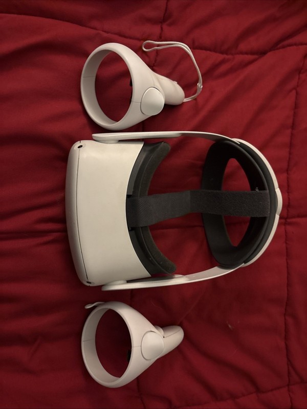 Oculus Quest 2 128GB, No USB-C Charger