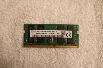 MEMORIA PORTÁTIL HYNIX 16 GB (1x16 GB) 2Rx8 PC4-2400T SO-DIMM HMA82GS6AFR8N-UH Foto 1 de 2