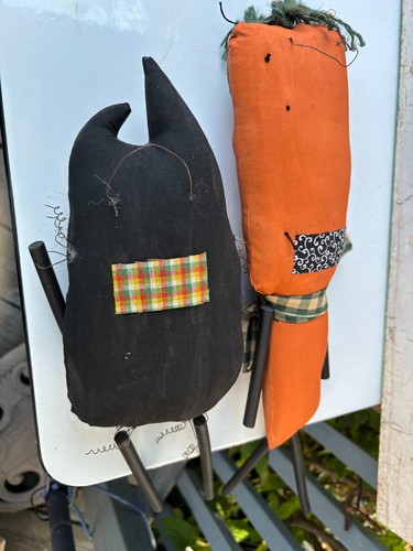 Primitive Pumpkin Man and Black Cat Set of Two/Handmade Halloween - Picture 5 of 5