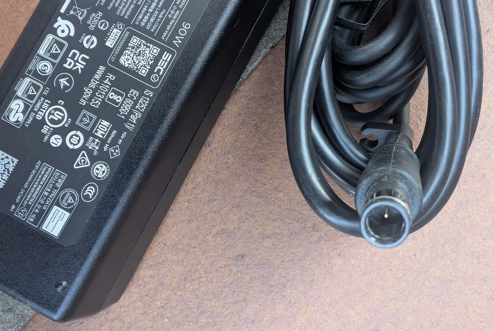 Original Power Supply HP 90W, Model: TPN-DA18. Part NO: L39754-013, 19.5V DC 4.62A - Image 3 of 3