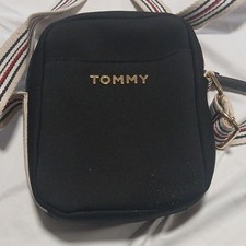 Tommy Hilfiger Black Small Solid Crossbody Ba...
