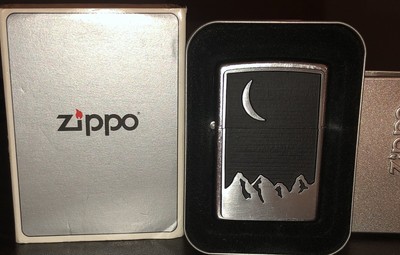 Vintage (2000 D-XVI) “Marlboro Moon Over Mountains”Zippo Lighter 